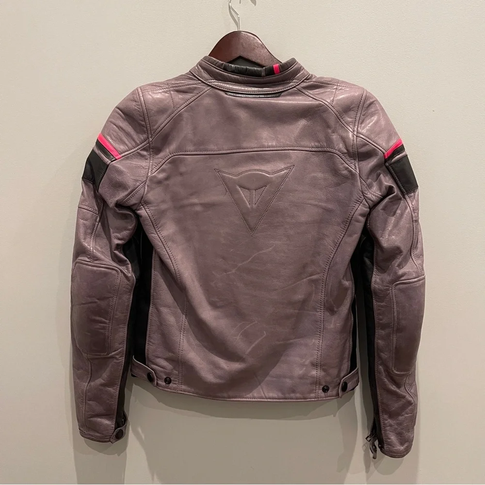 Dainese women’s leather motorcycle jacket - 42 - Picture 9 of 9